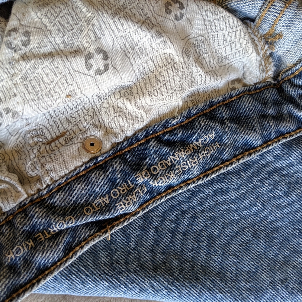 Jeans - Picture 3 of 4